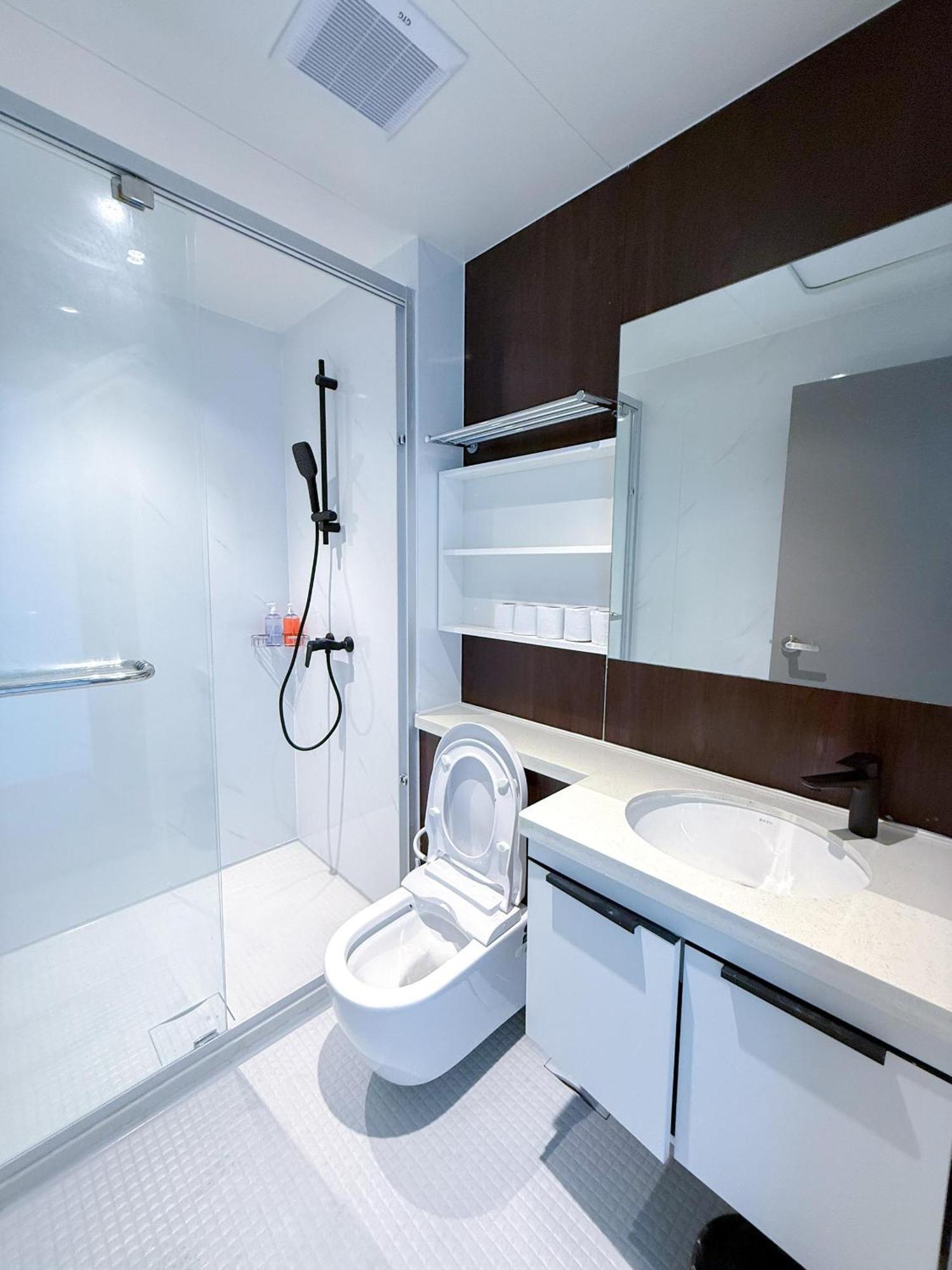 Bay Near Likas Sicc Jesselton Point Suria Sabah By Chillmore Apartemen